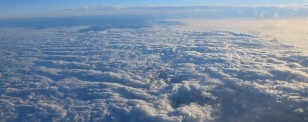 Voyage au dessus des nuages:
